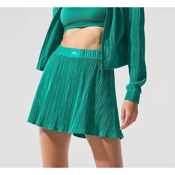 ALO Dresses & Skirts - Alo Tennis Skirt Womens NWT Spruce Green Micro Plisse Athletic Pleated Mini Yoga